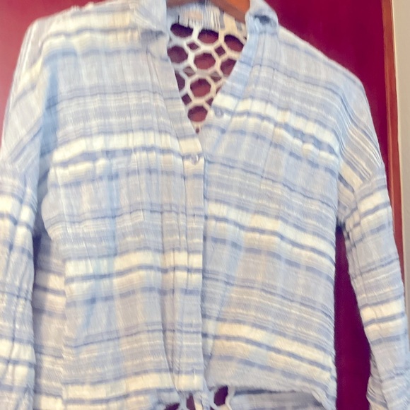 Blu Pepper Stitch Fix Gray Striped Tie Front Top Crop Crochet Sz M Open Back - Picture 5 of 8